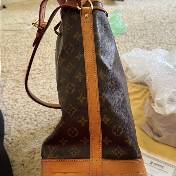 Louis Vuitton Monogram Noe GM - Picture 14 of 16